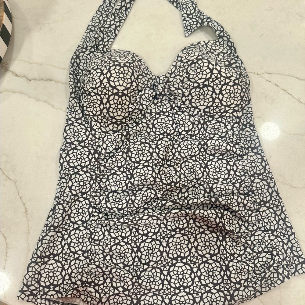 Merona gray & White Geometric Halter Tankini Top - Picture 6 of 6